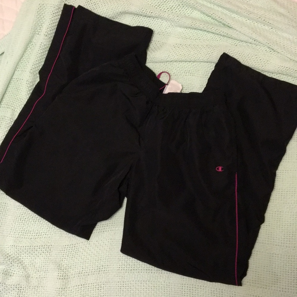 Champion Black and Maroon Athletic Pants Size M